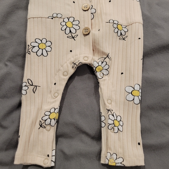 Jessica Simpson Daisy jumper set - Picture 4 of 5